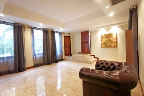 Casa de 2 dormitorios en Pattaya, Tailandia № 79423 - foto 21