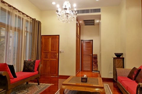 Casa de 2 dormitorios en Pattaya, Tailandia № 79423 - foto 15