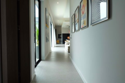 Estudio en Pattaya, Tailandia № 132152 - foto 11