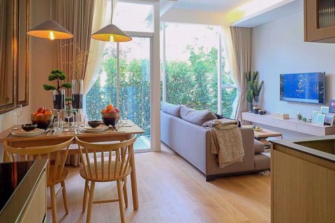 Condo in Khlong Toei, Bangkok, Thailand, 2 bedrooms  № 76370