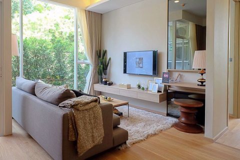 Condominio de 2 dormitorios en Khlong Toei, Bangkok, Tailandia № 76370 - foto 2