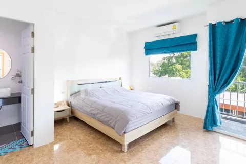 Casa de 3 dormitorios en Phuket, Tailandia № 131641 - foto 23