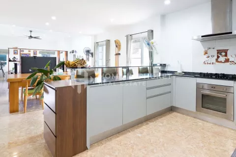 Casa de 3 dormitorios en Phuket, Tailandia № 131641 - foto 11