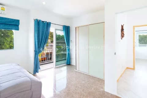 Casa de 3 dormitorios en Phuket, Tailandia № 131641 - foto 24