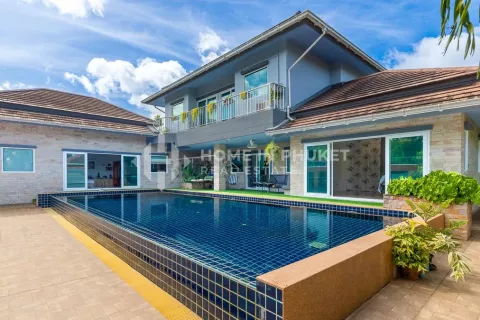 Casa de 3 dormitorios en Phuket, Tailandia № 131641