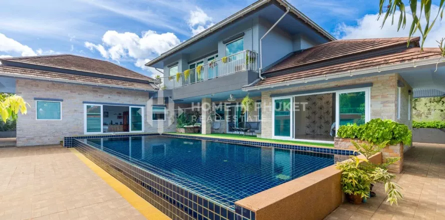 Casa de 3 dormitorios en Phuket, Tailandia № 131641