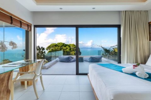 Chalet de 3 dormitorios en Surat Thani, Tailandia № 132979 - foto 5