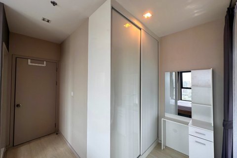 Condominio de 2 dormitorios en Bangkok, Tailandia № 108005 - foto 11