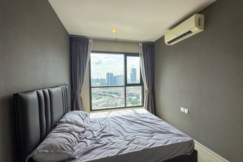 Condominio de 2 dormitorios en Bangkok, Tailandia № 108005 - foto 12