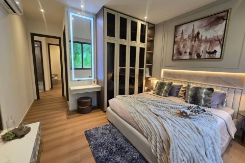 Chalet de 3 dormitorios en Surin Beach, Tailandia № 80152 - foto 10
