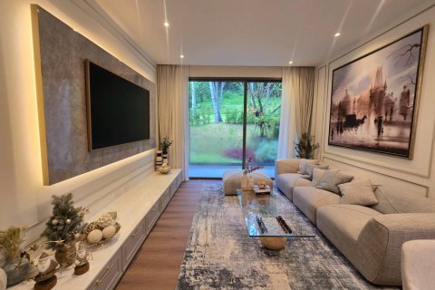 Chalet de 3 dormitorios en Surin Beach, Tailandia № 80152 - foto 14