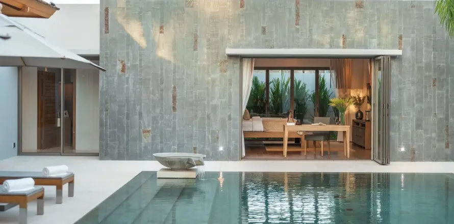 Casa de 4 dormitorios en Bang Tao, Tailandia № 132093