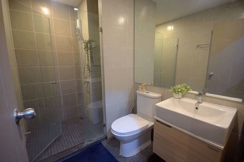 Sobre plano IDEO O2 en Bangkok, Tailandia № 25984 - foto 12