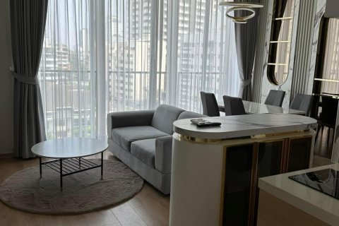 Condo in Bangkok, Thailand, 2 bedrooms № 142953 - photo 2
