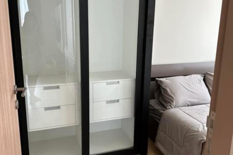 Condo in Bangkok, Thailand, 2 bedrooms № 142953 - photo 7
