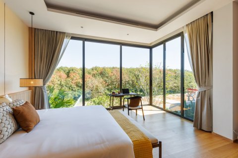 Chalet de 4 dormitorios en Bang Tao, Tailandia № 70904 - foto 18