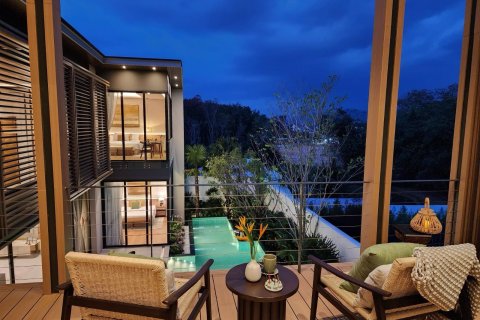 Chalet de 4 dormitorios en Bang Tao, Tailandia № 70904 - foto 7