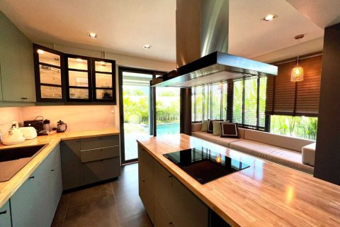 Casa de 2 dormitorios en Bang Tao, Tailandia № 84830 - foto 16