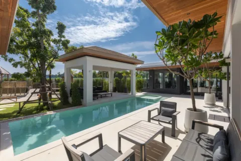 Villa in Phuket, Thailand 3 bedrooms № 107617 - photo 13