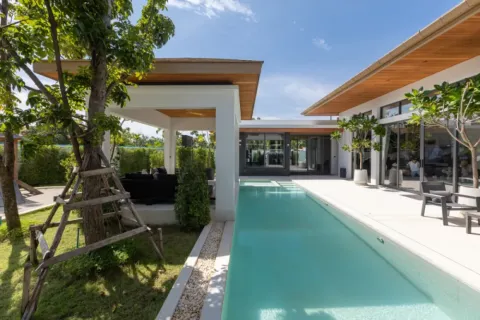 Villa in Phuket, Thailand 3 bedrooms № 107617 - photo 12