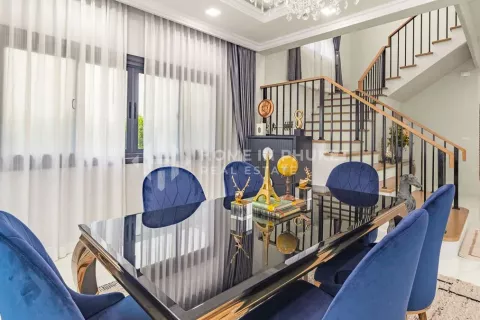 Casa de 4 dormitorios en Phuket, Tailandia № 130858 - foto 10