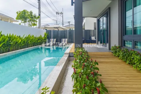 Casa de 4 dormitorios en Phuket, Tailandia № 130858 - foto 25