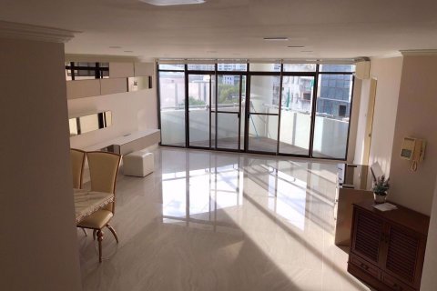 คอนโดมิเนียมในวัฒนา, กรุงเทพฯ, ประเทศไทย, 2 ห้องนอน № 76622 - รูปถ่าย 2