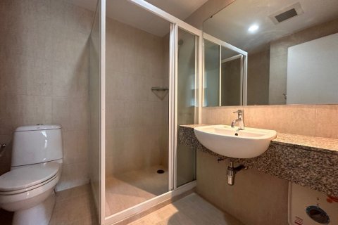 Condominio de 2 dormitorios en Bangkok, Tailandia № 82336 - foto 19