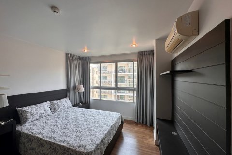 Condominio de 2 dormitorios en Bangkok, Tailandia № 82336 - foto 11
