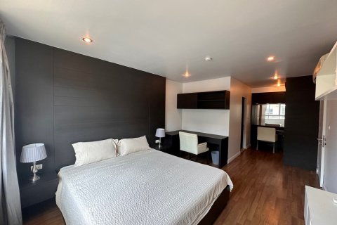 Condominio de 2 dormitorios en Bangkok, Tailandia № 82336 - foto 14