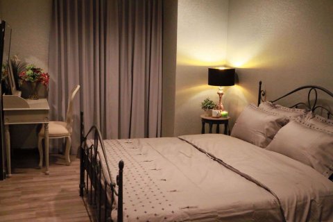 Condominio de 3 dormitorios en Khlong Toei, Bangkok, Tailandia № 76537 - foto 10