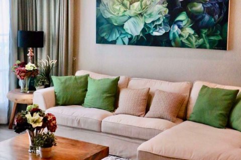 Condominio de 3 dormitorios en Khlong Toei, Bangkok, Tailandia № 76537 - foto 3