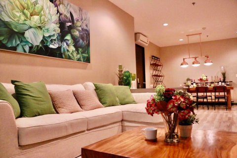 Condominio de 3 dormitorios en Khlong Toei, Bangkok, Tailandia № 76537 - foto 2