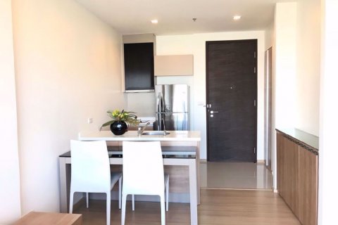 Condominio de 1 dormitorio en Khlong Toei, Bangkok, Tailandia № 76536 - foto 5