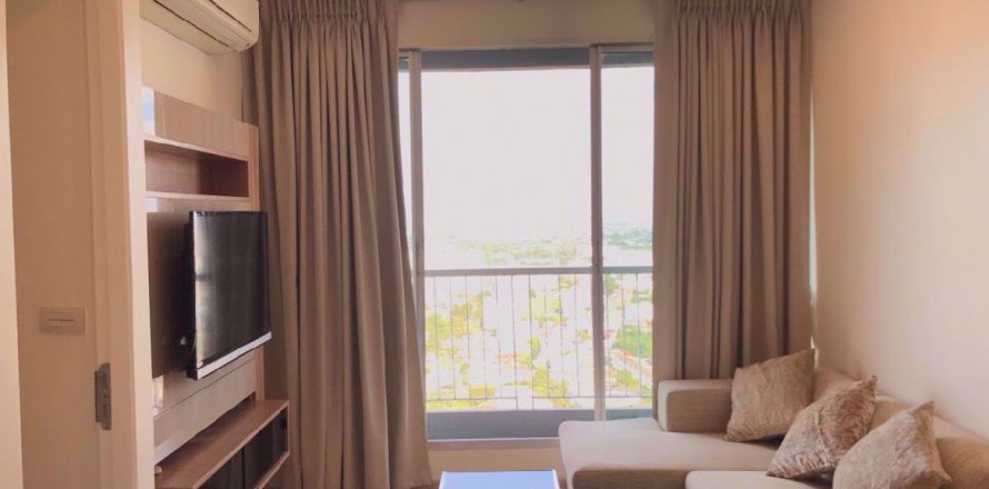 Condominio de 1 dormitorio en Khlong Toei, Bangkok, Tailandia № 76536