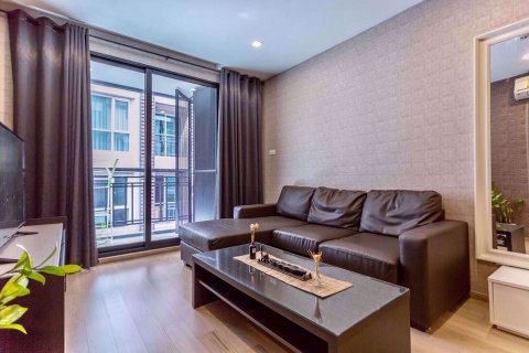 Condominio de 1 dormitorio en Watthana, Bangkok, Tailandia № 76533 - foto 2