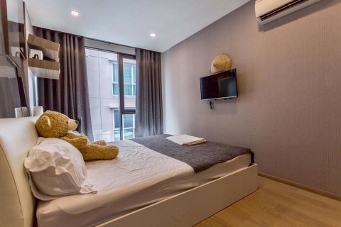 Condominio de 1 dormitorio en Watthana, Bangkok, Tailandia № 76533 - foto 14