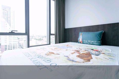 Кондоминиум с 2 спальнями в Кхлонг Сане, Бангкок, Таиланд № 76535 - фото 13