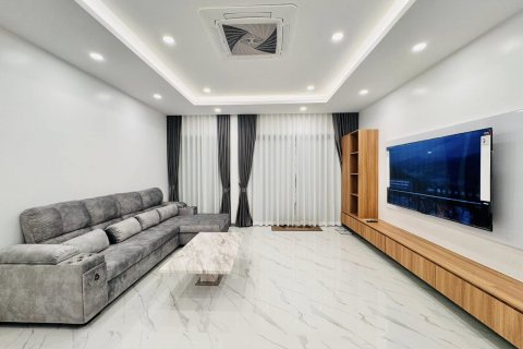 Casa de 4 dormitorios en Pattaya, Tailandia № 119495 - foto 10
