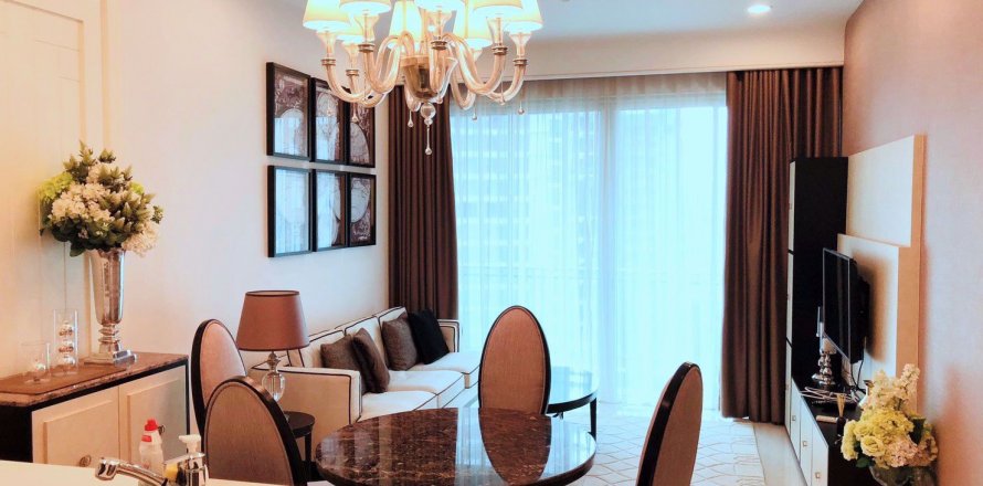Condo à Bangkok, Thaïlande, 2 chambres à Muniq Langsuan № 77462