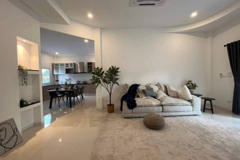 Chalet de 3 dormitorios en Pattaya, Tailandia № 123314 - foto 16