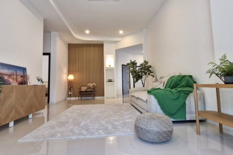 Chalet de 3 dormitorios en Pattaya, Tailandia № 123314 - foto 7