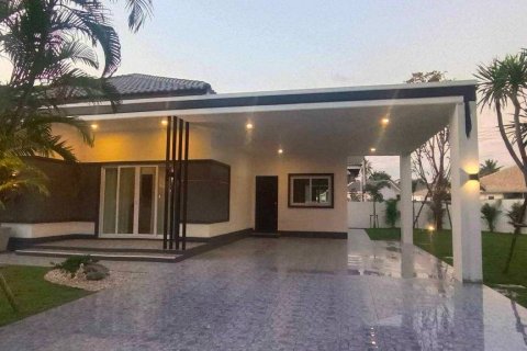 Chalet de 3 dormitorios en Pattaya, Tailandia № 123314 - foto 4