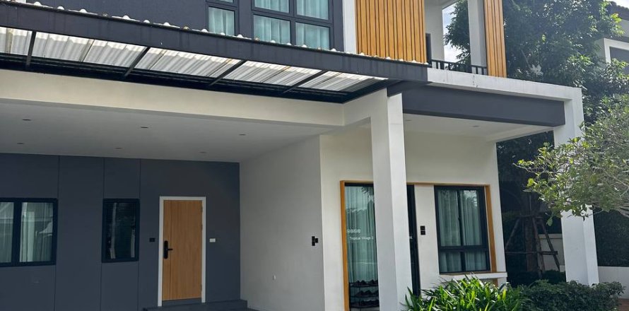 Chalet de 4 dormitorios en Pattaya, Tailandia № 123315