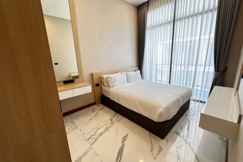 Chalet de 4 dormitorios en Pattaya, Tailandia № 123317 - foto 19