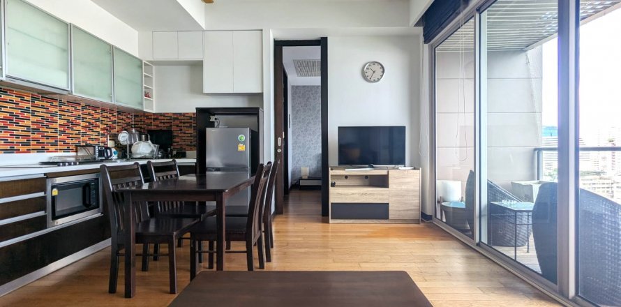 Condominio de 2 dormitorios en Bangkok, Tailandia № 104989