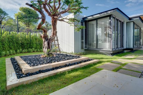 Sobre plano Grand Avenue en Phuket, Tailandia № 79381 - foto 12