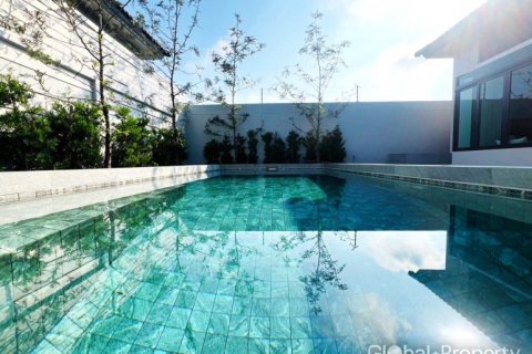 Casa de 3 dormitorios en Pattaya, Tailandia № 100750 - foto 4