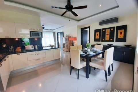 Haus in Pattaya, Thailand 4 Schlafzimmer № 100753 - Foto 5