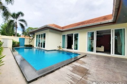 Haus in Pattaya, Thailand 4 Schlafzimmer № 100753 - Foto 20